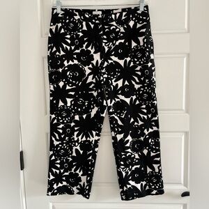 Liz Claiborne Tabitha Black White Floral Cropped Pants Contemporary Size 12